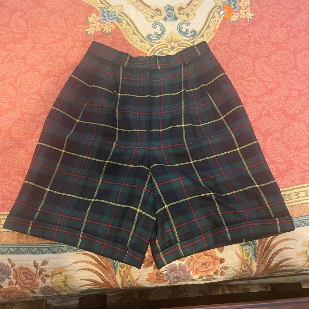 Vintage 90s academia shorts 100% Wool